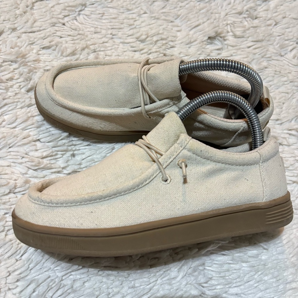 GAP Kids Chambray Moc Sneakers‎ Bedrock size 2 Cream Color Boys Shoes Slip On
